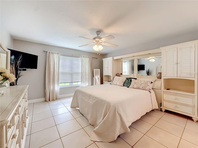 2427 SW 20TH COURT, Ocala, FL 34471