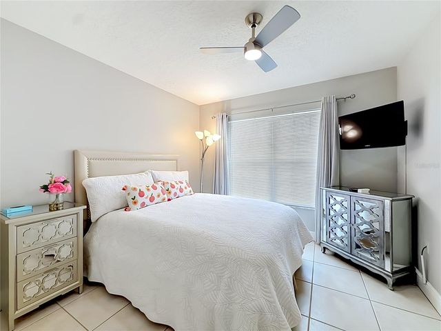 2427 SW 20TH COURT, Ocala, FL 34471