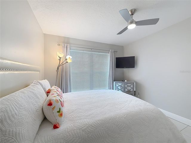 2427 SW 20TH COURT, Ocala, FL 34471