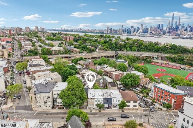 90 A Hackensack Plk R, Weehawken Twp., NJ 07086