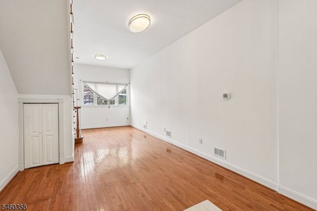 90 A Hackensack Plk R, Weehawken Twp., NJ 07086