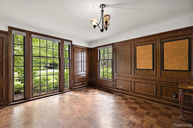 1051 Devonshire Road, Grosse Pointe, MI 48230