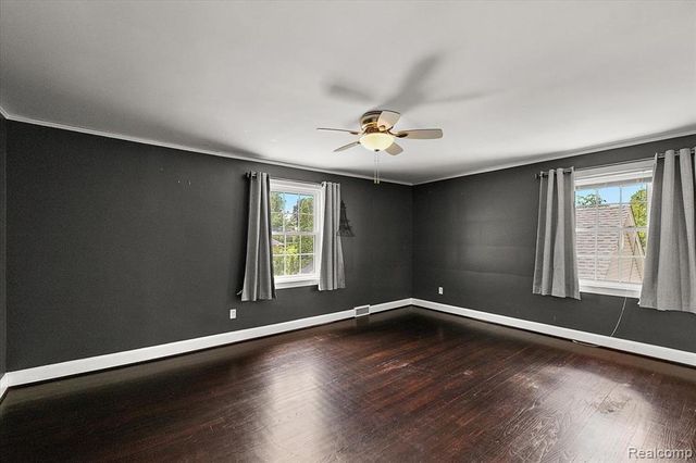 1051 Devonshire Road, Grosse Pointe, MI 48230