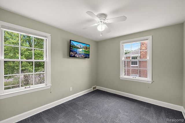1051 Devonshire Road, Grosse Pointe, MI 48230
