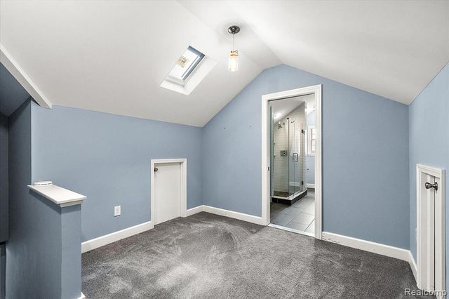 1051 Devonshire Road, Grosse Pointe, MI 48230