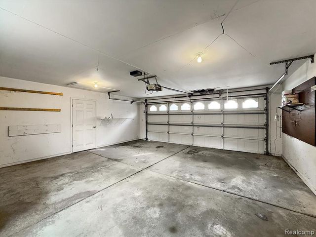 1051 Devonshire Road, Grosse Pointe, MI 48230
