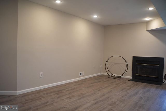 84 WOODLAKE DR, Marlton, NJ 08053