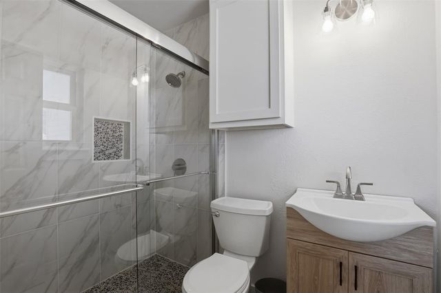 3017 NE Cimarron Trail, Lawton, OK 73507