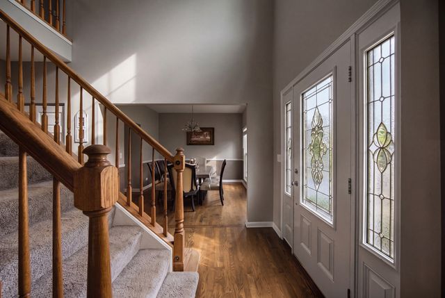 452 Spring Ridge Drive, Crystal Lake, IL 60012