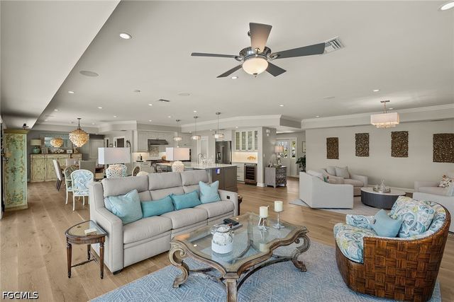 1674 Sabal Palm DR, Sanibel, FL 33957