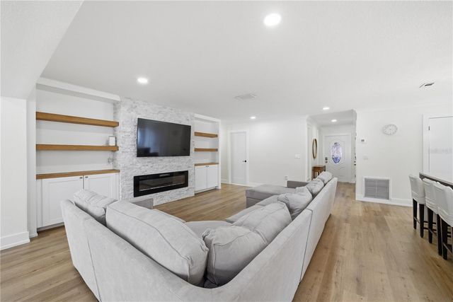 1057 WILLIS AVENUE, Sarasota, FL 34232