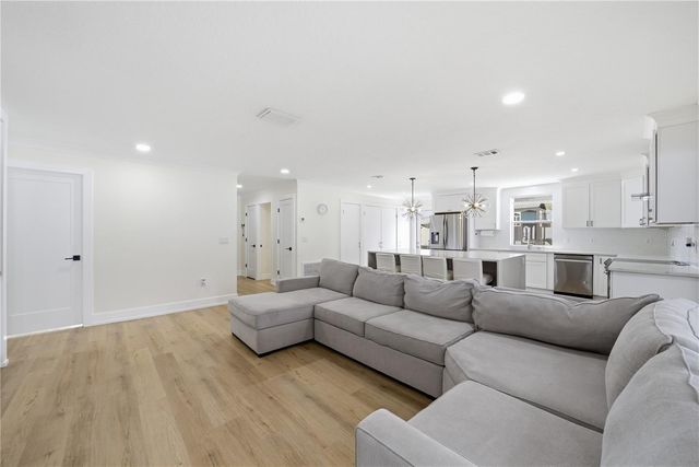 1057 WILLIS AVENUE, Sarasota, FL 34232