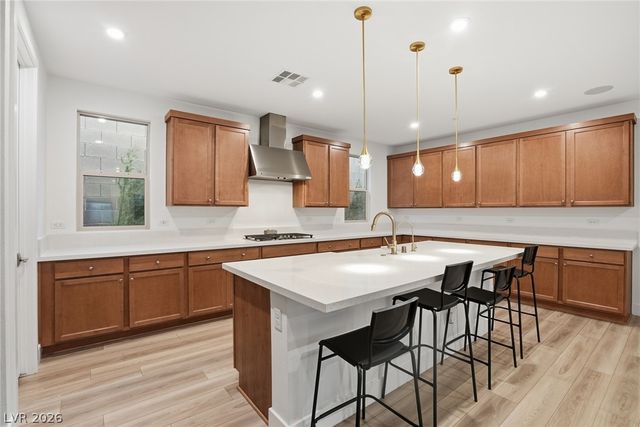 1917 Regal Bluff Drive, Henderson, NV 89052