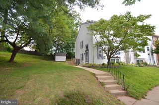 940 GAMING SQ, Hampstead, MD 21074