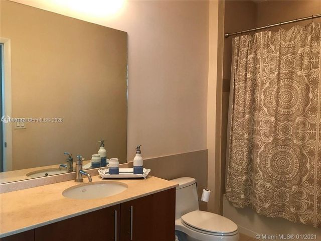 1945 S Ocean Dr M2, Hallandale Beach, FL 33009