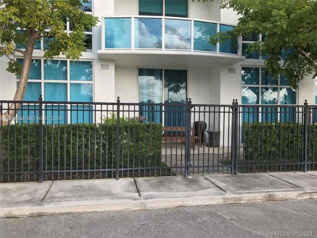 1945 S Ocean Dr M2, Hallandale Beach, FL 33009