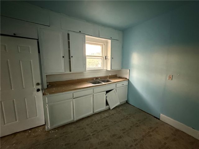 519 W Mesquite Ave, Kingsville, TX 78363