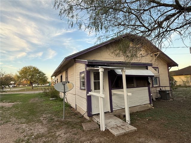 519 W Mesquite Ave, Kingsville, TX 78363