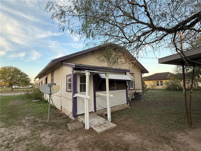 519 W Mesquite Ave, Kingsville, TX 78363