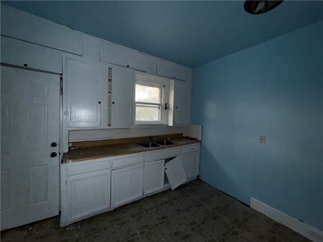 519 W Mesquite Ave, Kingsville, TX 78363