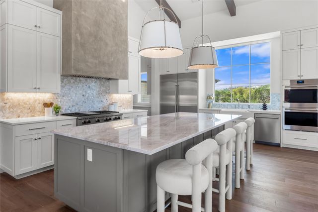 17212 MORNING GROVE LN, Austin, TX 78738