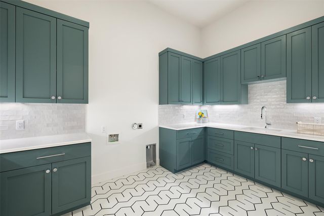 17212 MORNING GROVE LN, Austin, TX 78738