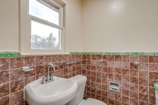 4315 Mackey Drive, North Richland Hills, TX 76180