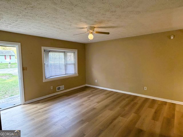 1345 Labelle Street, Jonesboro, GA 30238