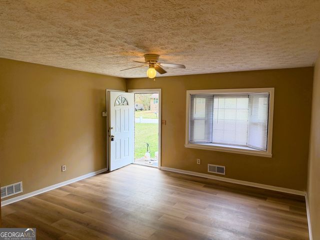 1345 Labelle Street, Jonesboro, GA 30238