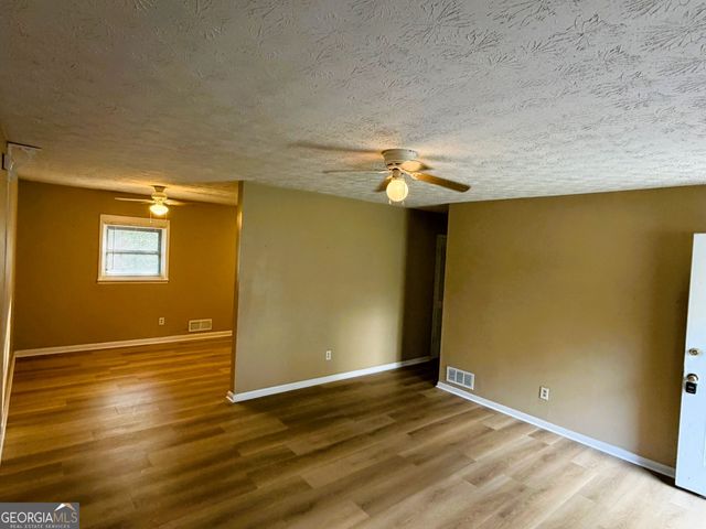 1345 Labelle Street, Jonesboro, GA 30238