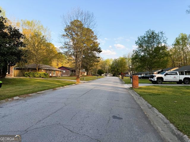 1345 Labelle Street, Jonesboro, GA 30238