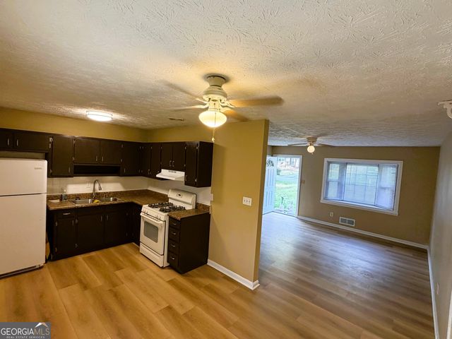 1345 Labelle Street, Jonesboro, GA 30238