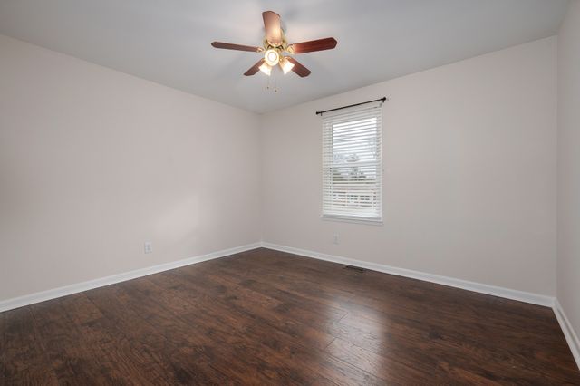 313 Hollywood Dr, Old Hickory, TN 37138