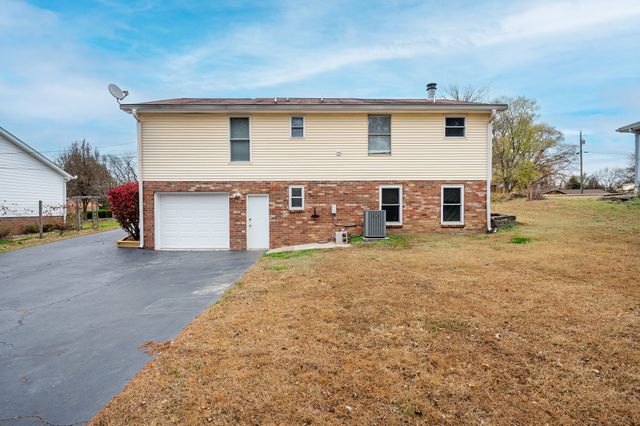 313 Hollywood Dr, Old Hickory, TN 37138
