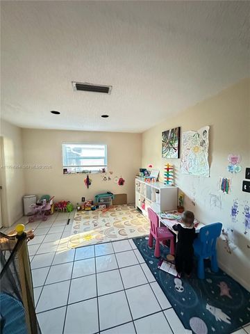 4801 NW 13th Ave, Deerfield Beach, FL 33064