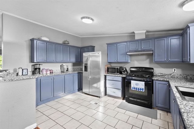 335 County Road 2100, Corsicana, TX 75110