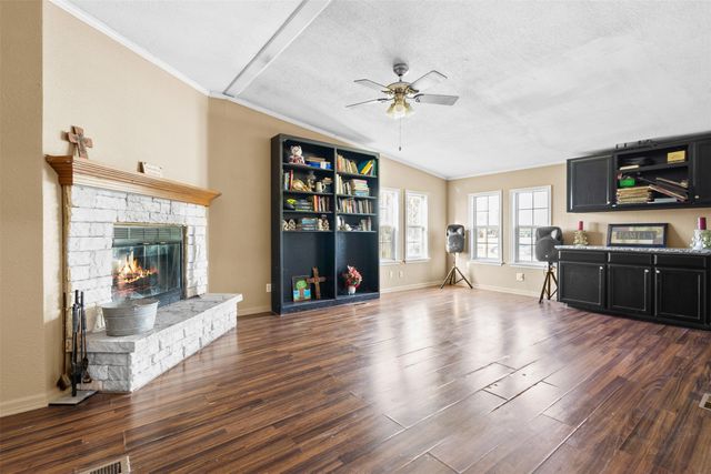 335 County Road 2100, Corsicana, TX 75110