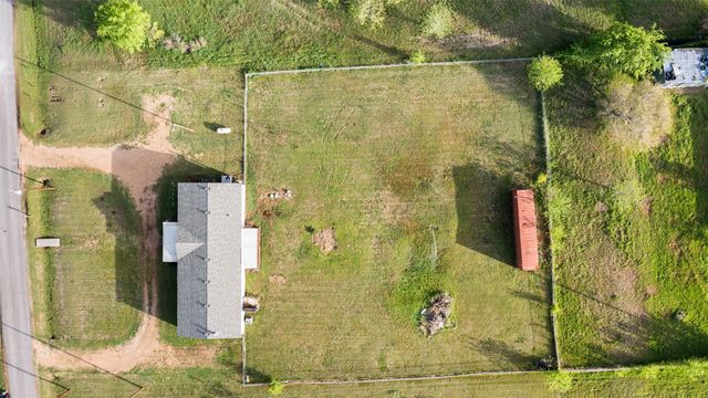 335 County Road 2100, Corsicana, TX 75110