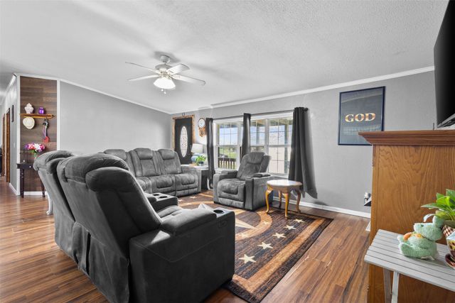 335 County Road 2100, Corsicana, TX 75110