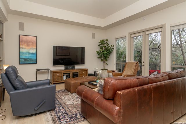 72 ETON GREEN CIR, San Antonio, TX 78257