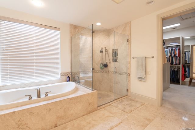 72 ETON GREEN CIR, San Antonio, TX 78257