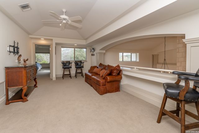 72 ETON GREEN CIR, San Antonio, TX 78257