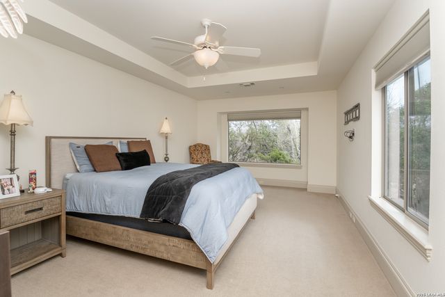 72 ETON GREEN CIR, San Antonio, TX 78257