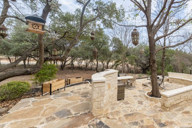 72 ETON GREEN CIR, San Antonio, TX 78257