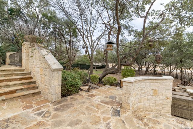 72 ETON GREEN CIR, San Antonio, TX 78257