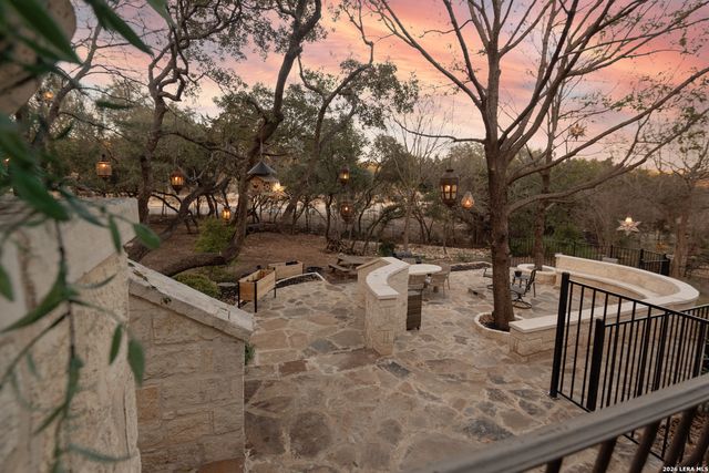 72 ETON GREEN CIR, San Antonio, TX 78257