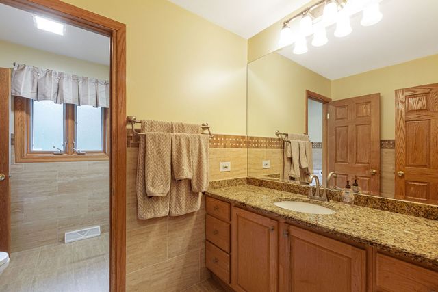 2665 CRESTWOOD Lane, Riverwoods, IL 60015