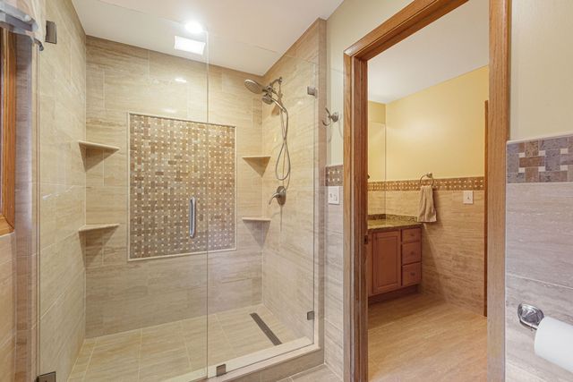 2665 CRESTWOOD Lane, Riverwoods, IL 60015