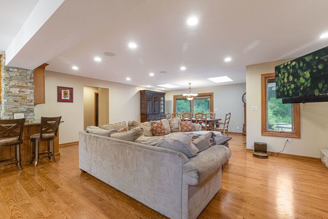 2665 CRESTWOOD Lane, Riverwoods, IL 60015
