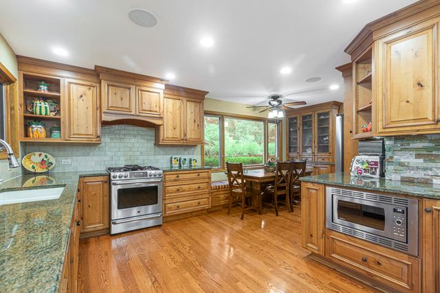 2665 CRESTWOOD Lane, Riverwoods, IL 60015